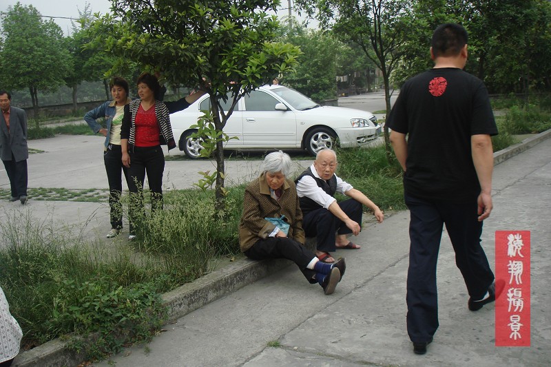 按此在新窗口浏览图片
